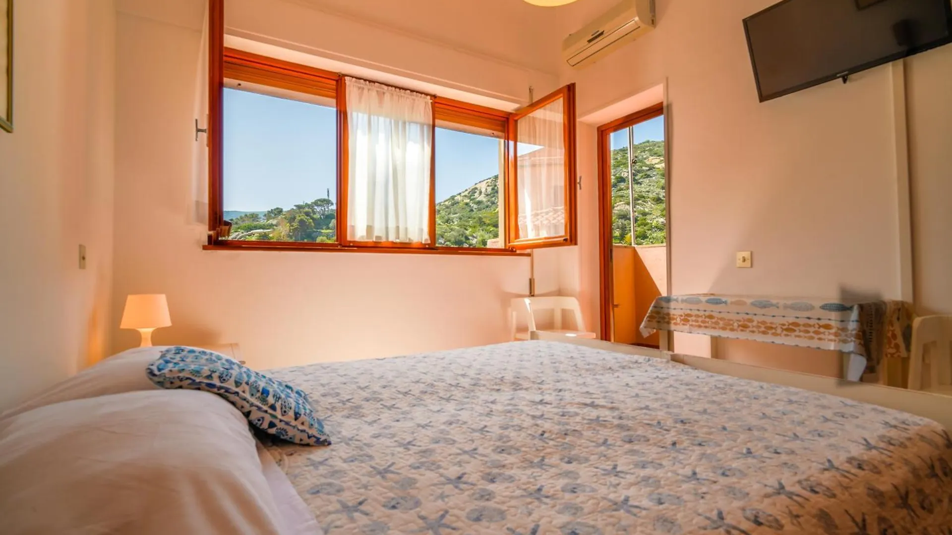 Hotel Albergo Meublé Da Ruggero Giglio Porto