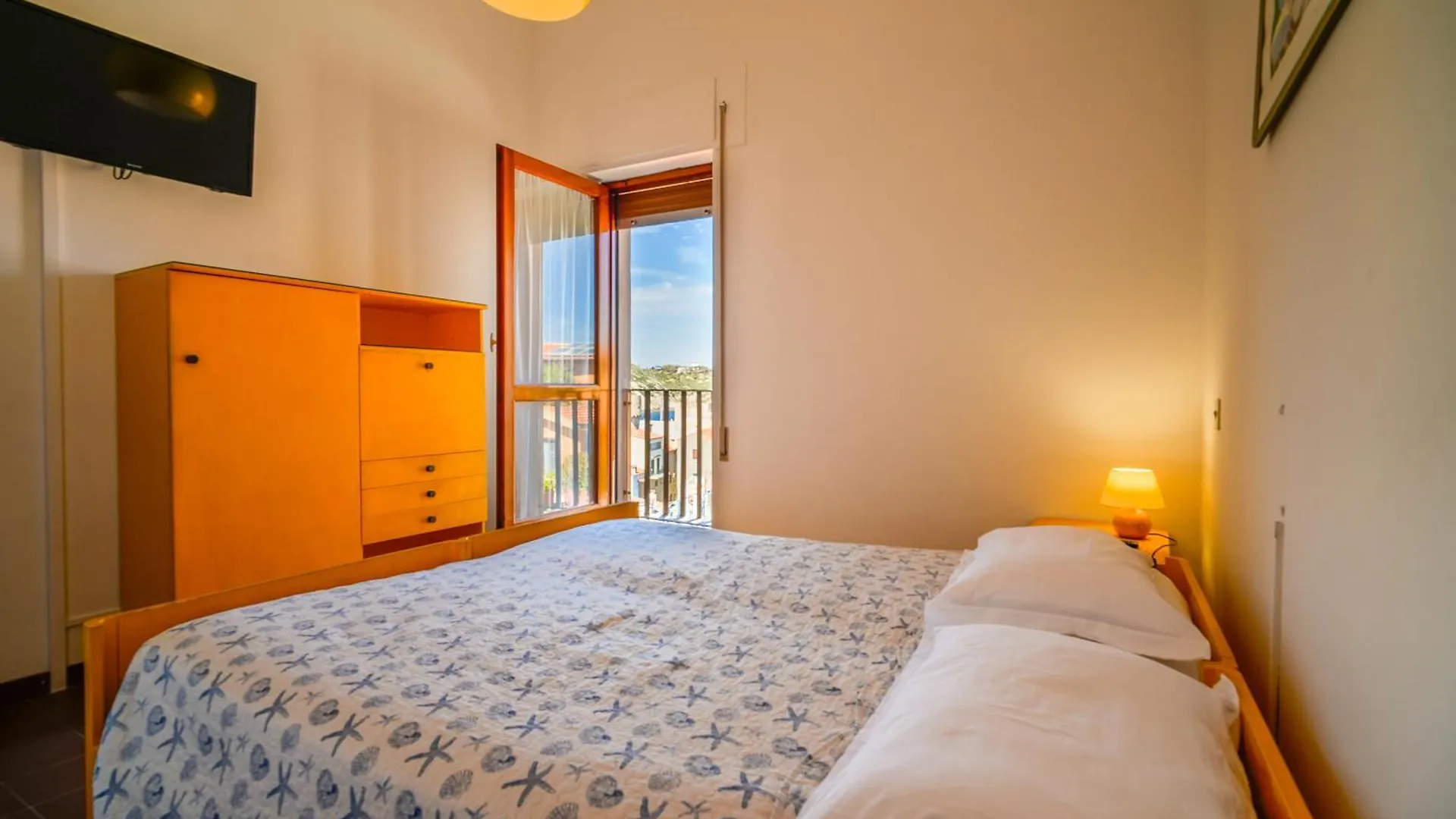 Hotel Da Ruggero - 100M Dal Porto Giglio Porto